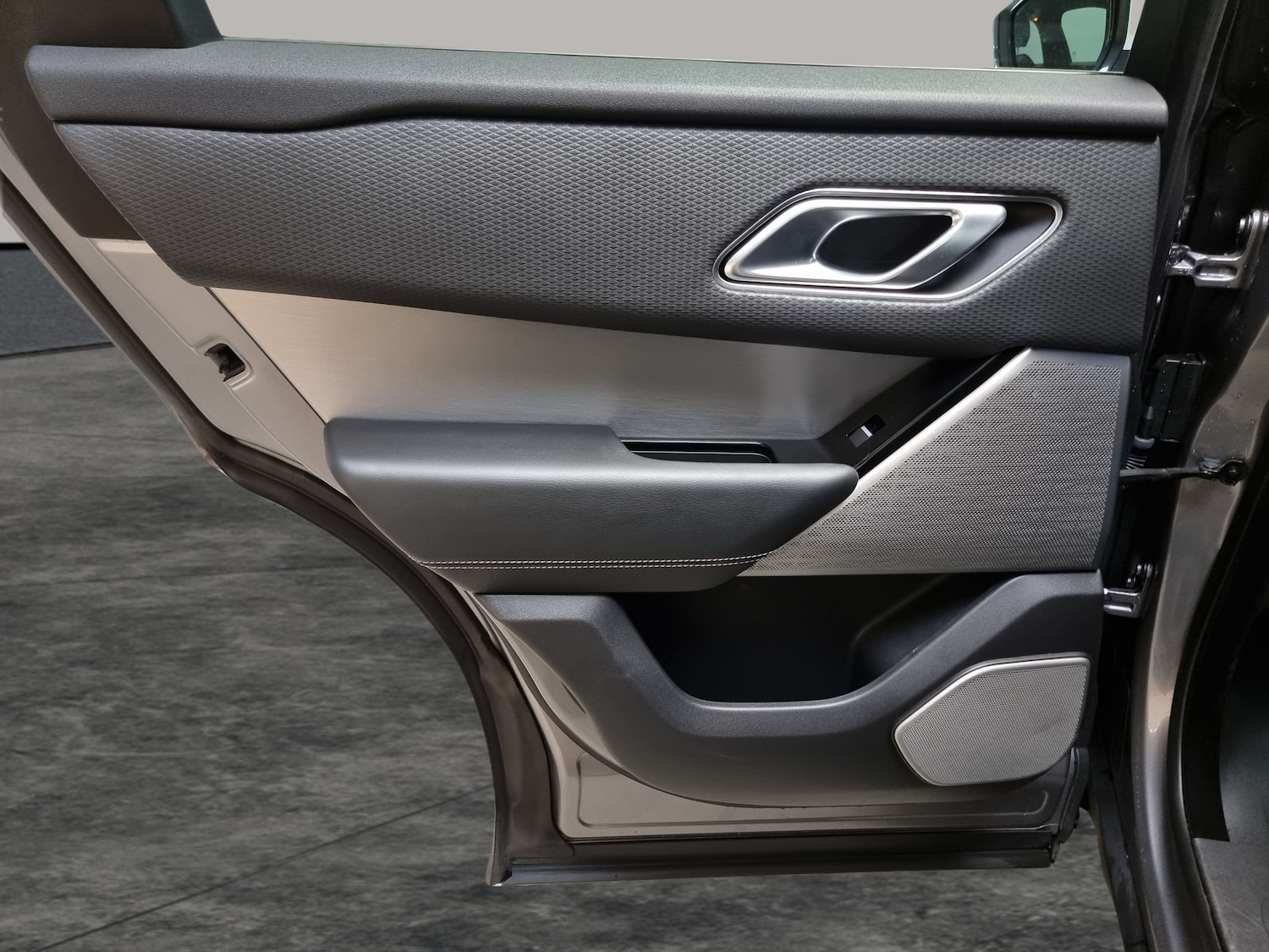 Used Land Rover Range Rover Velar 2021 for sale - 76205019: Photo 37