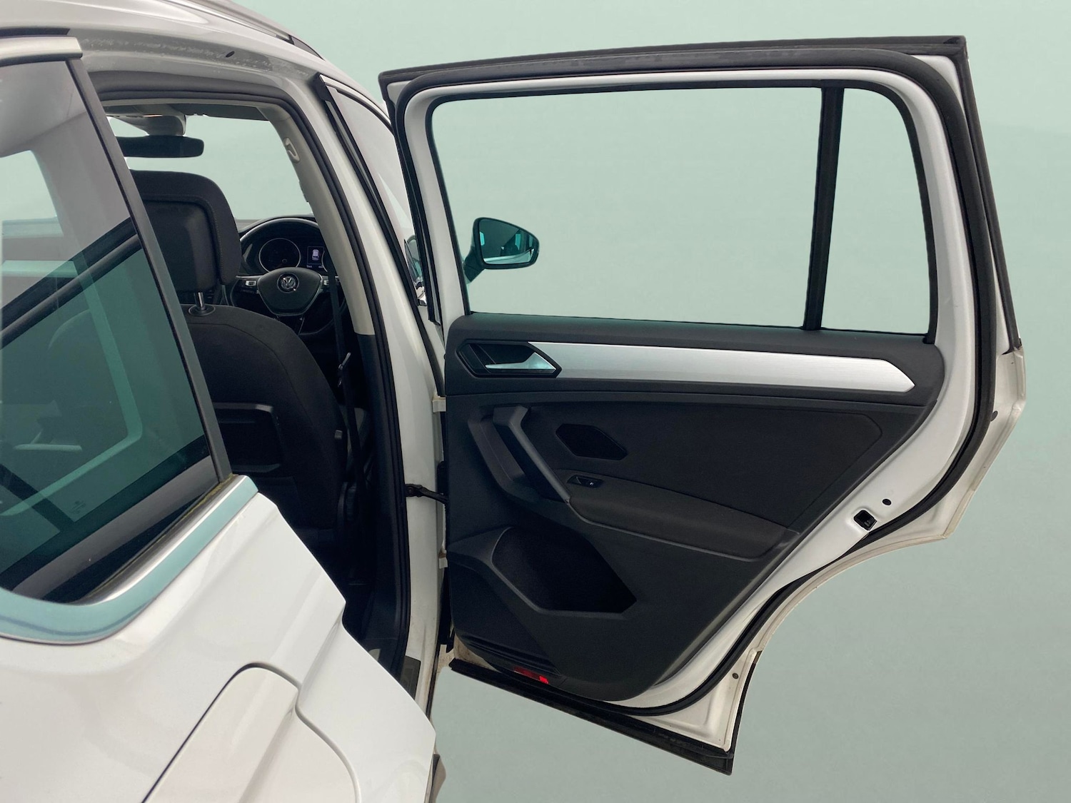 Used Volkswagen Tiguan 2019 for sale - 77294992: Photo 26