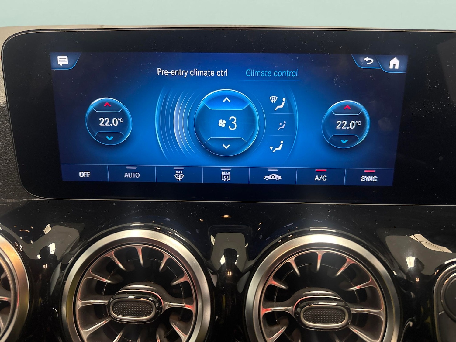 Used Mercedes-Benz EQA 2023 for sale - 77269730: Photo 16