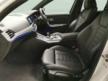 Used BMW 3 Series 2021 for sale - 77316585: Photo