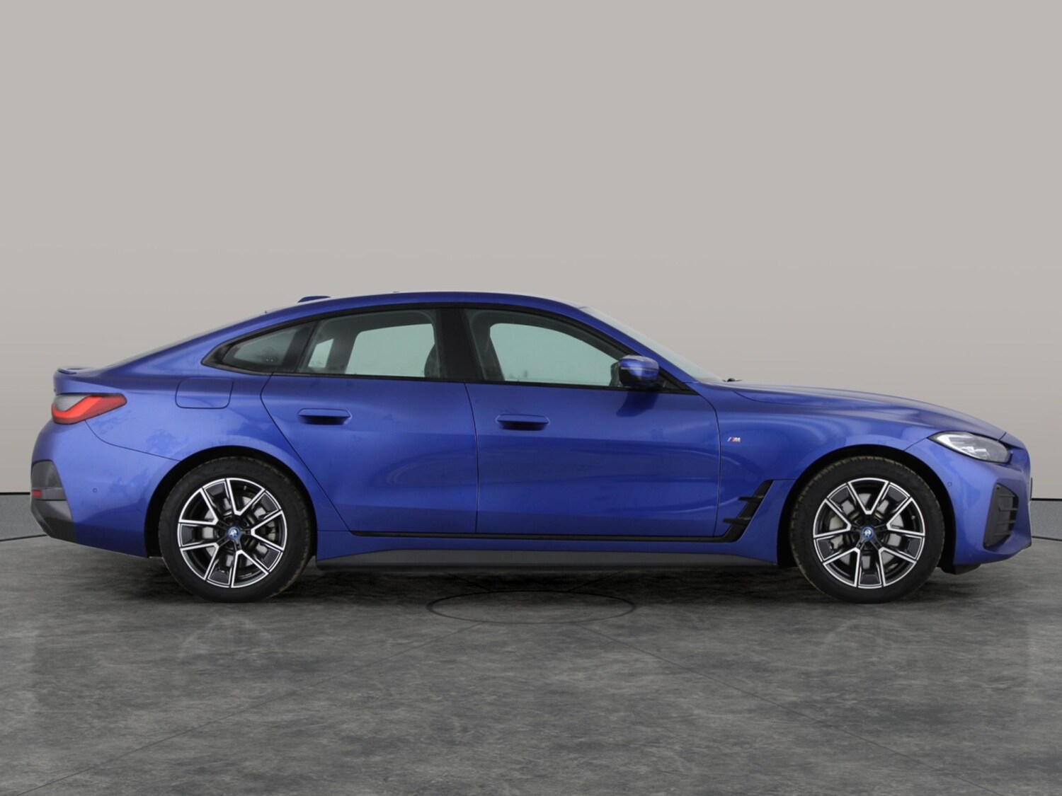 Used BMW i4 2023 for sale - 77760310: Photo 9