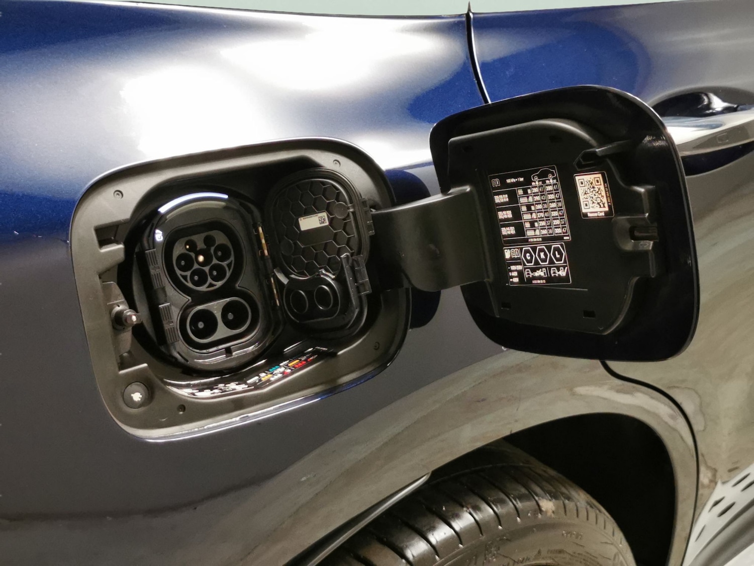 Used Mercedes-Benz EQC 2021 for sale - 76958376: Photo 39