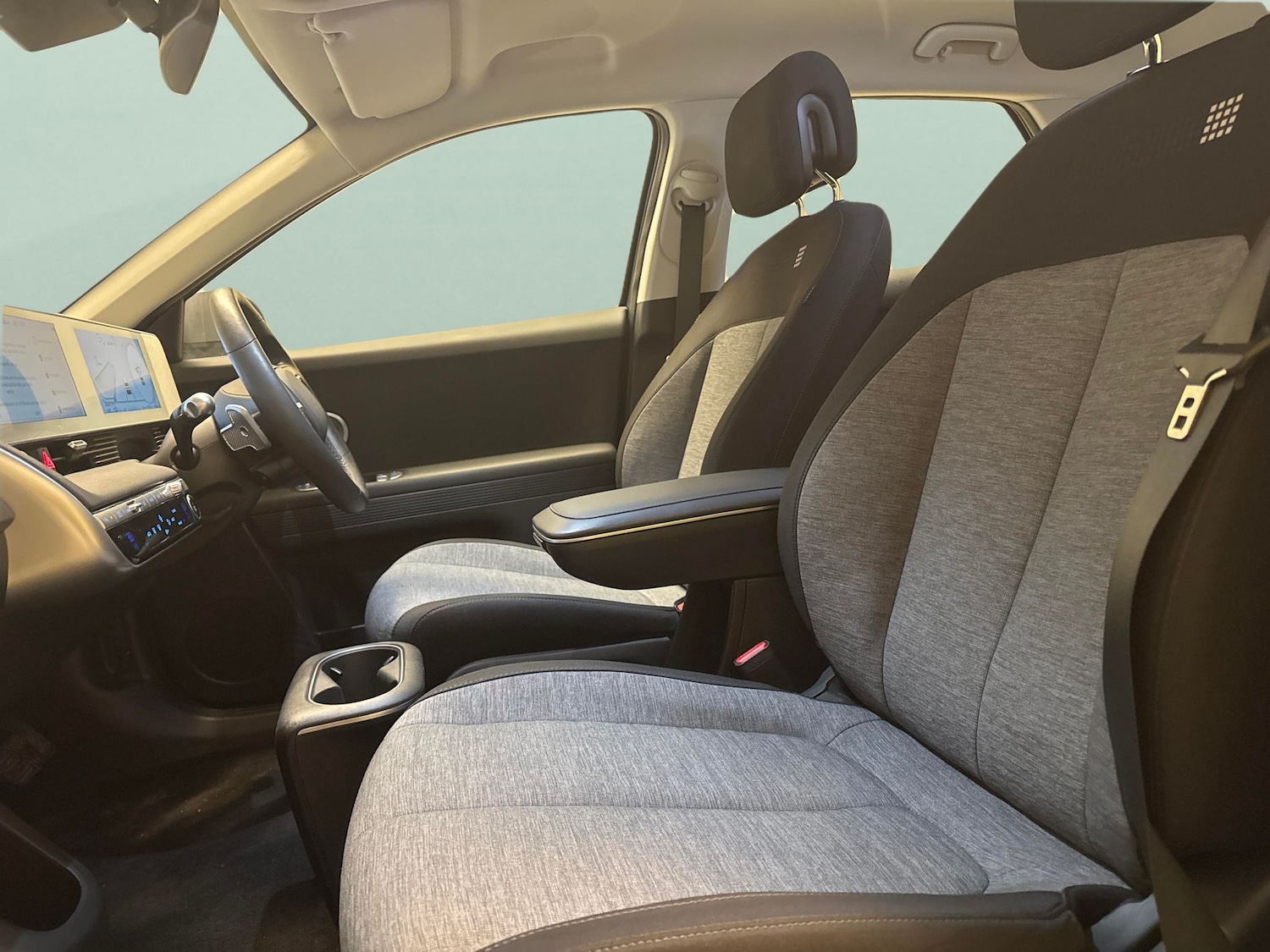 Used Hyundai IONIQ 5 2022 for sale - 77164362: Photo 4