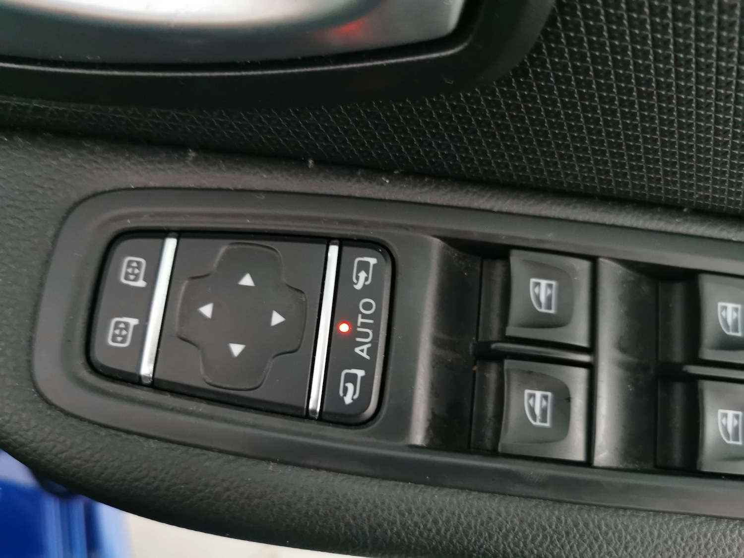 Used Renault Clio 2019 for sale - 77848436: Photo 15