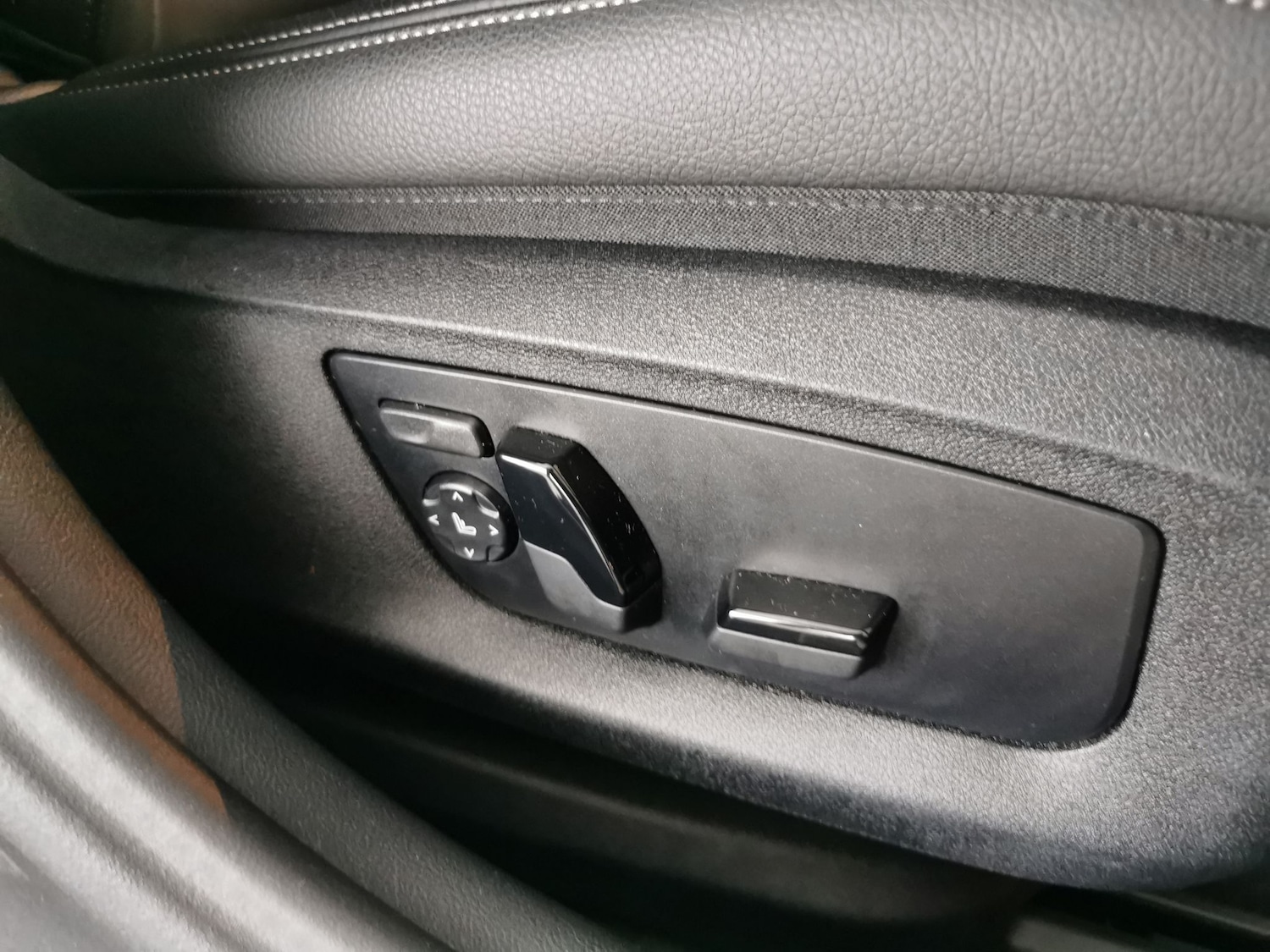 Used BMW 5 Series 2023 for sale - 77240564: Photo 25