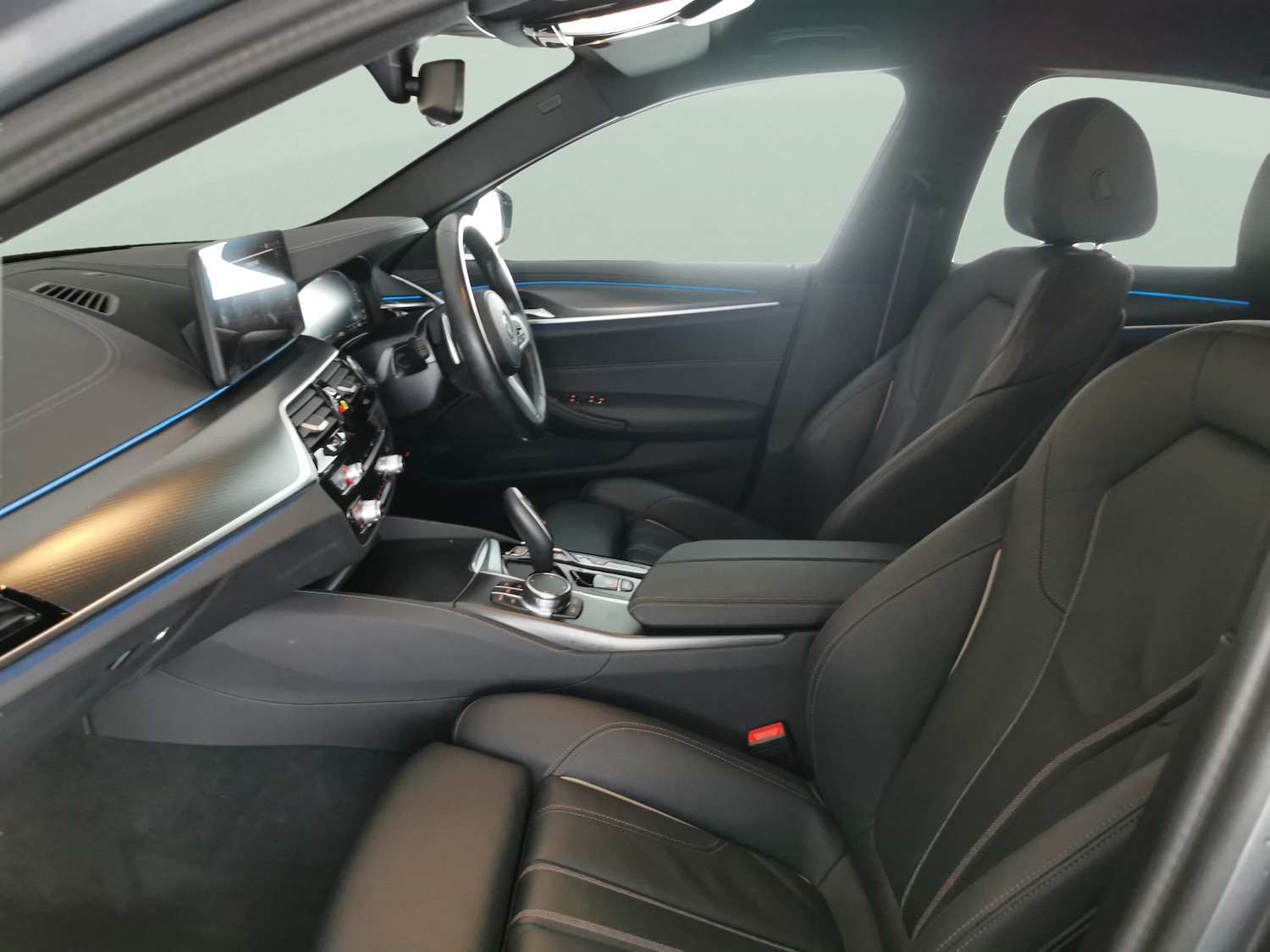 Used BMW 5 Series 2023 for sale - 77240564: Photo 4