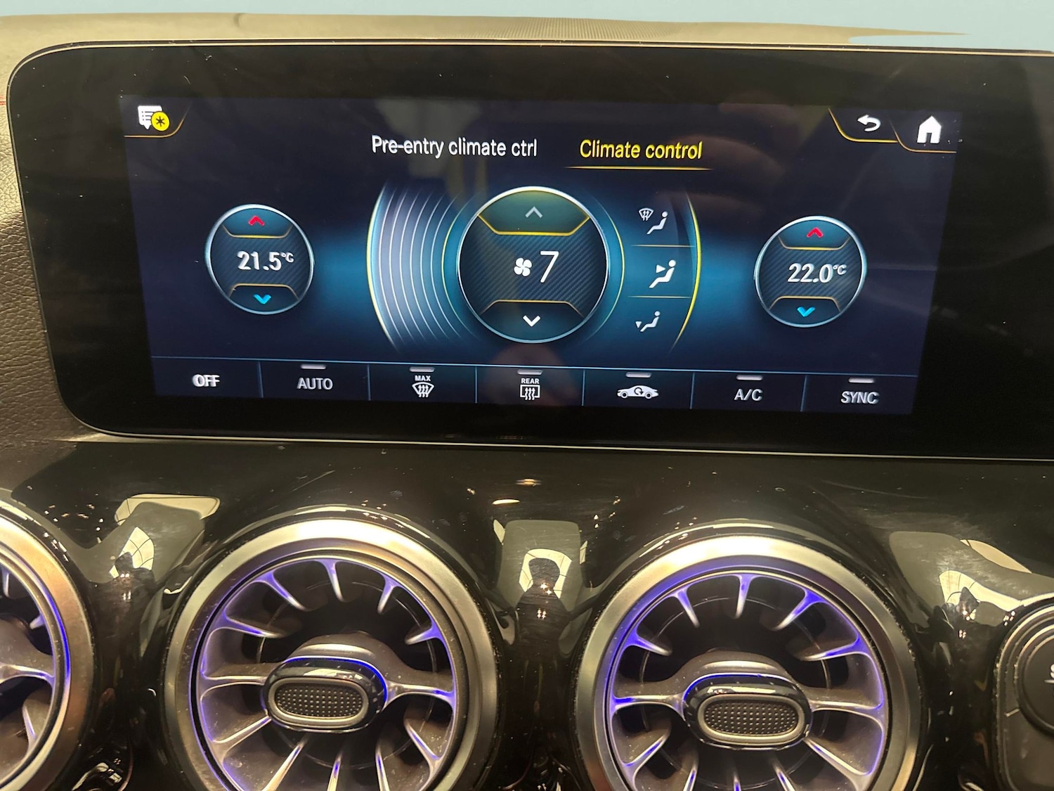 Used Mercedes-Benz EQA 2021 for sale - 76704158: Photo 17