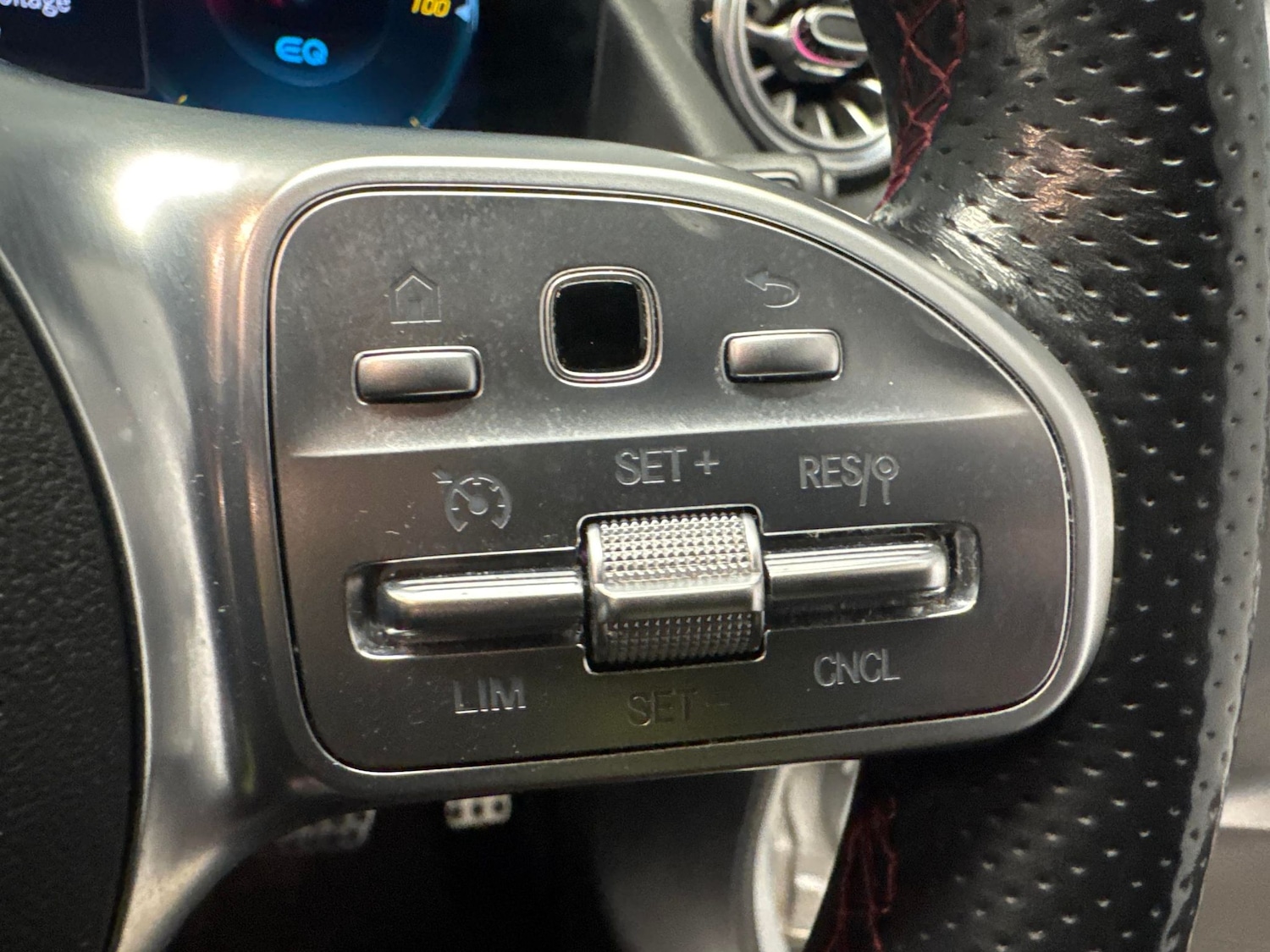 Used Mercedes-Benz EQA 2021 for sale - 76704158: Photo 20