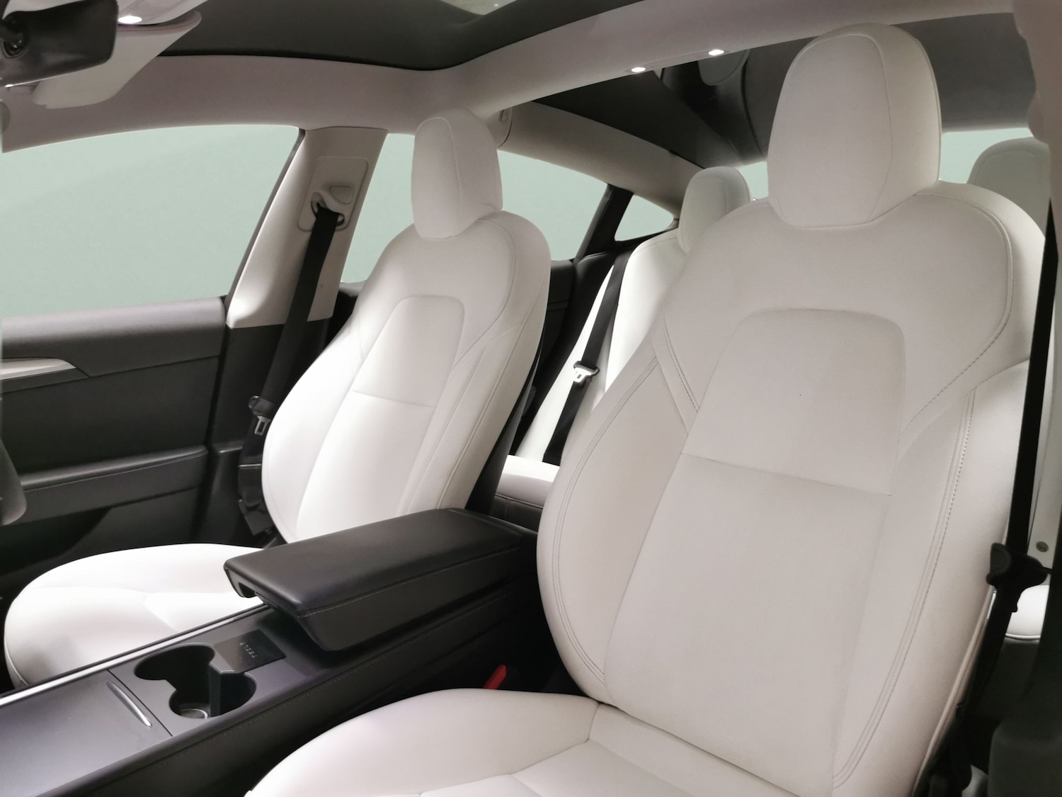 Used Tesla Model 3 2021 for sale - 76745634: Photo 8