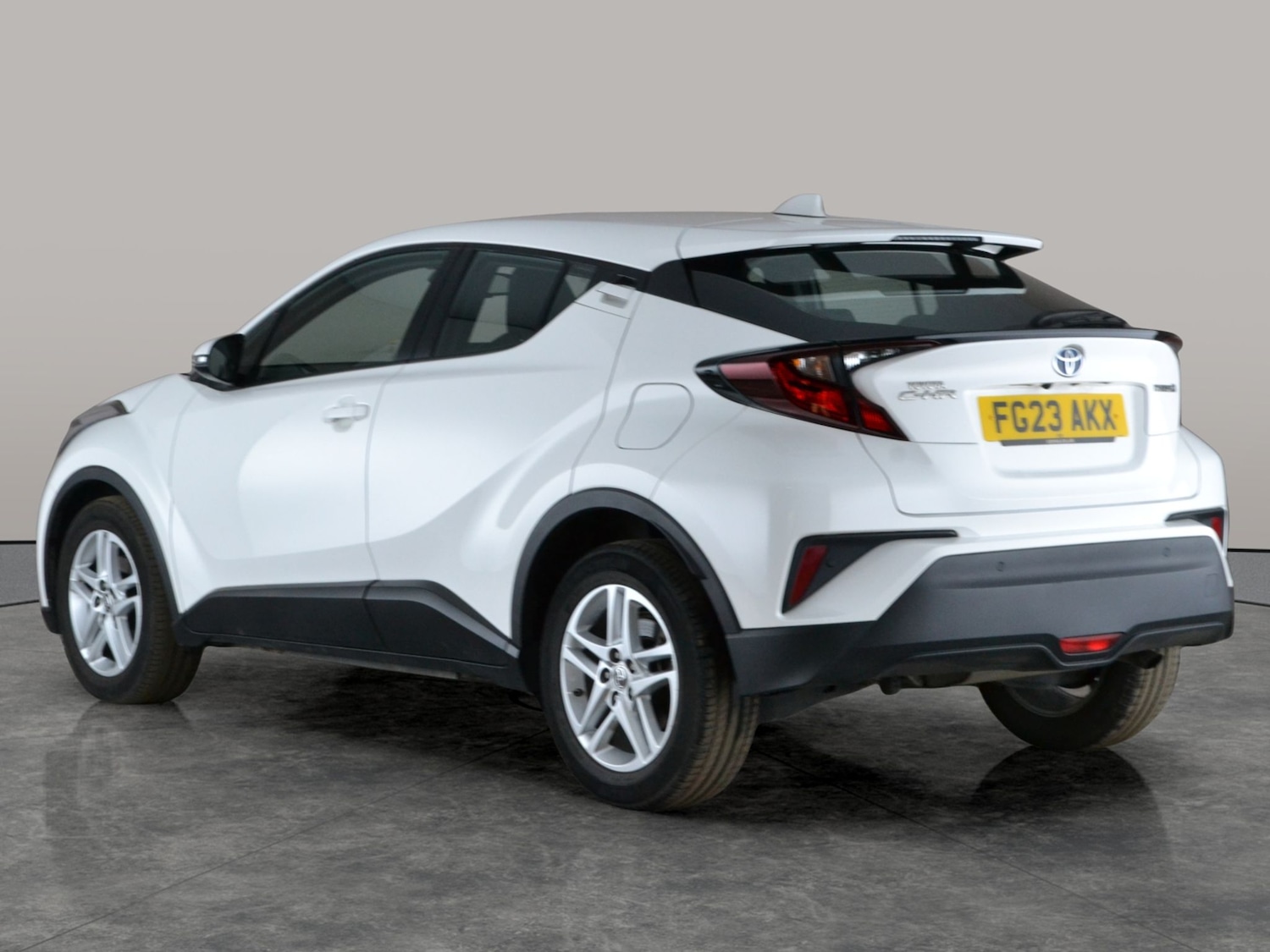 Used Toyota C-HR 2023 for sale - 78199724: Photo 11