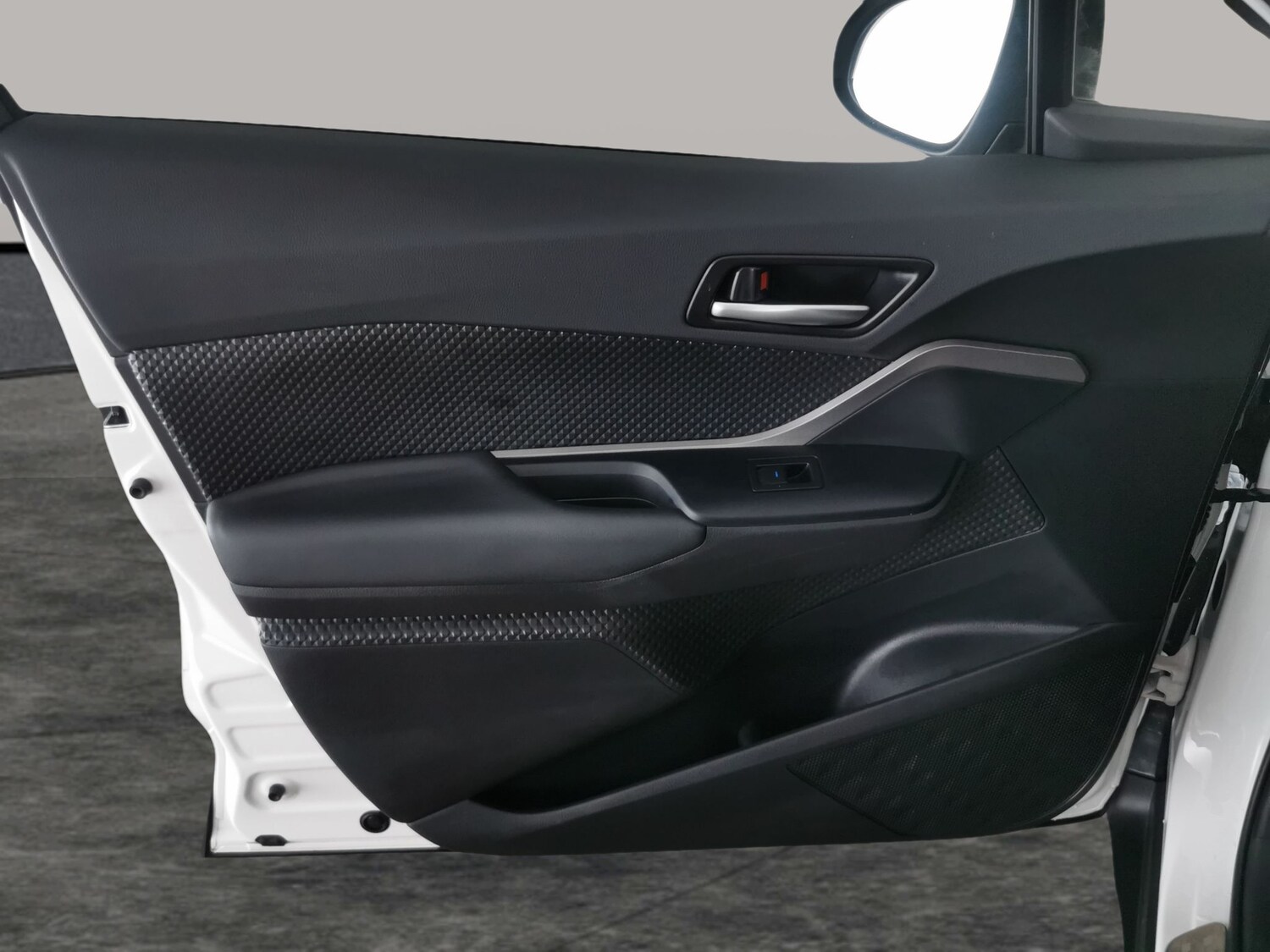 Used Toyota C-HR 2023 for sale - 78199724: Photo 22