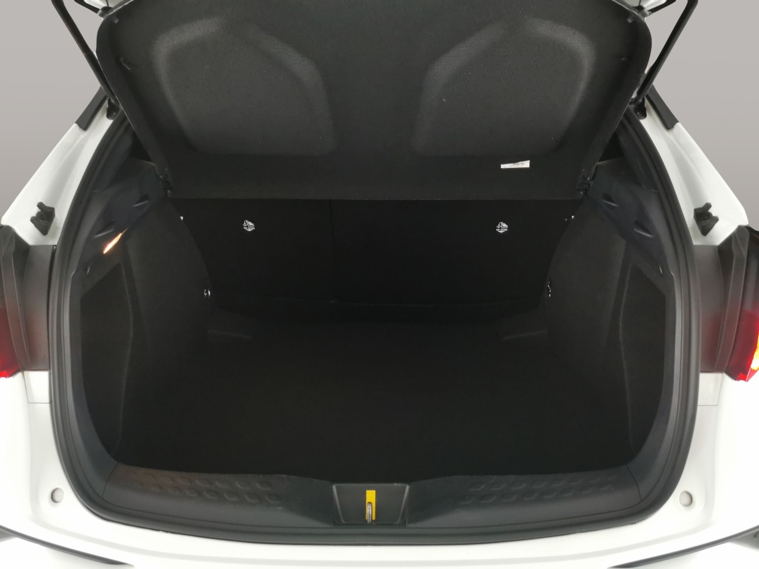 Used Toyota C-HR 2023 for sale - 78199724: Photo 28