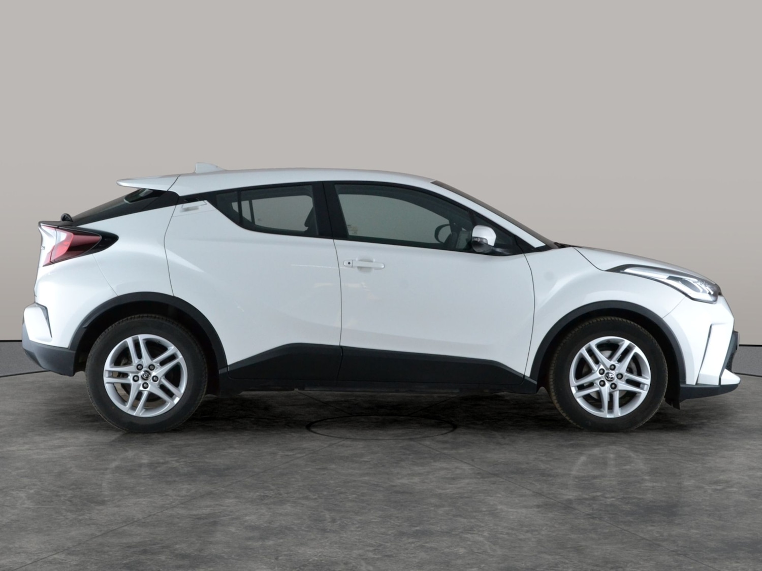 Used Toyota C-HR 2023 for sale - 78199724: Photo 8