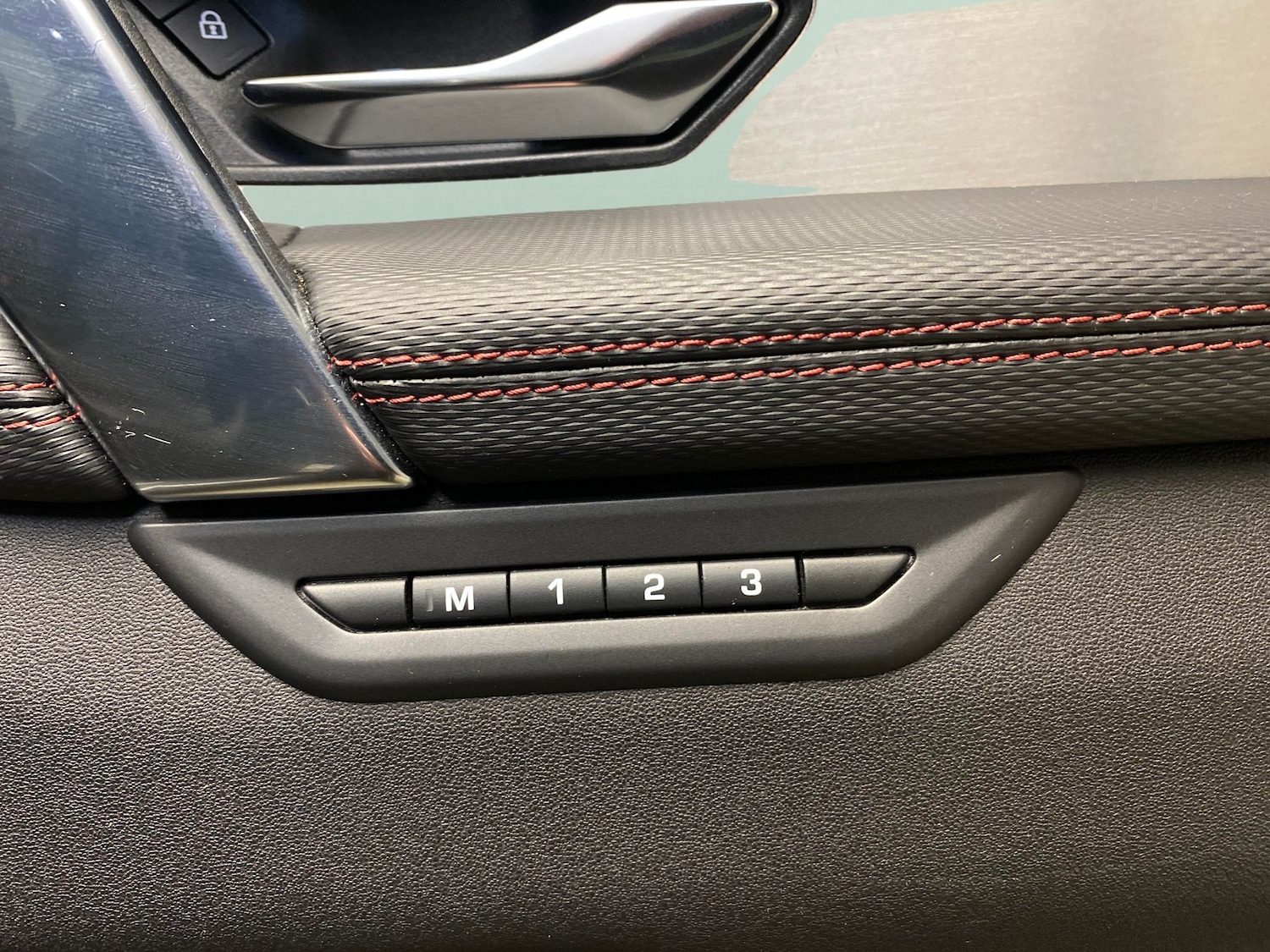 Used Land Rover Discovery Sport 2021 for sale - 78042533: Photo 16