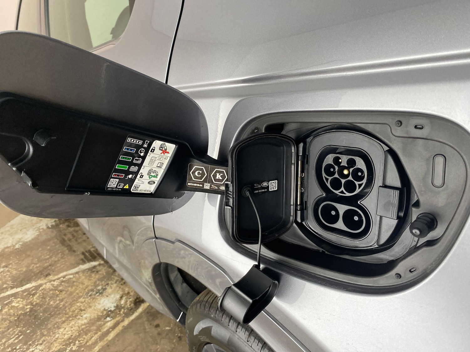 Used Land Rover Discovery Sport 2021 for sale - 78042533: Photo 33