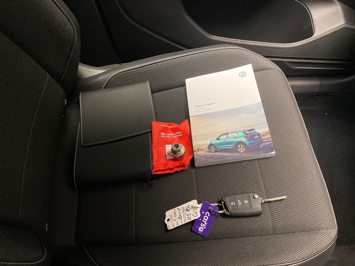 Used Volkswagen T-Cross 2022 for sale - 77932400: Photo 24