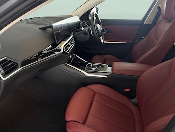 Used BMW 3 Series 2024 for sale - 77720801: Photo