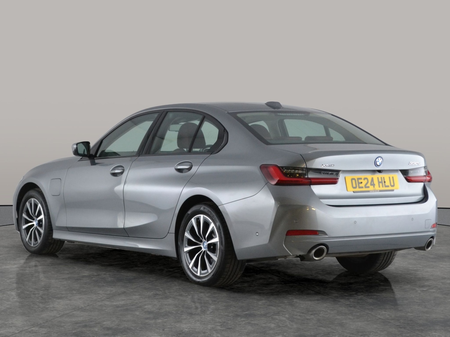 Used BMW 3 Series 2024 for sale - 77720801: Photo 9