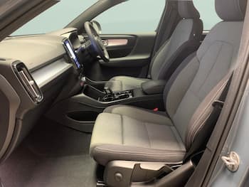 Used Volvo XC40 2023 for sale - 79745762: Photo