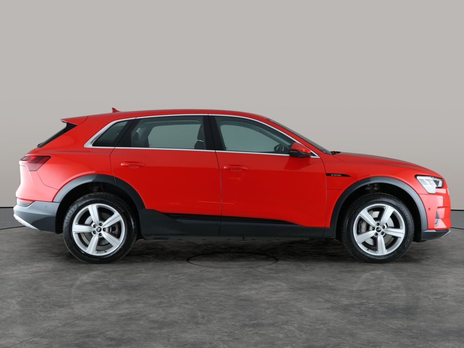 Used Audi e-tron 2021 for sale - 76691836: Photo 10