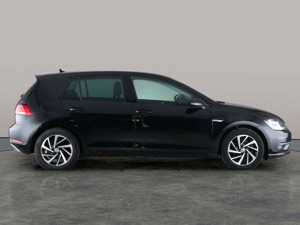 Used Volkswagen Golf 2019 for sale - 76318996: Photo 10