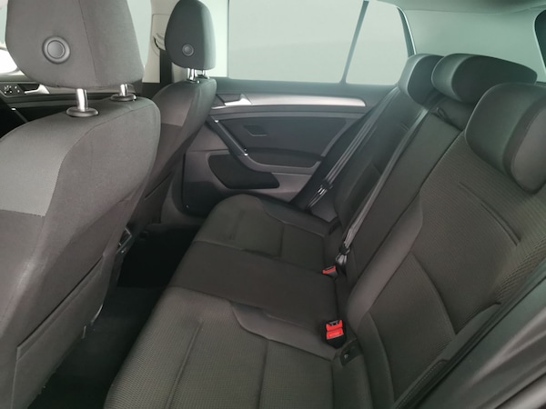 Used Volkswagen Golf 2019 for sale - 76318996: Photo 33
