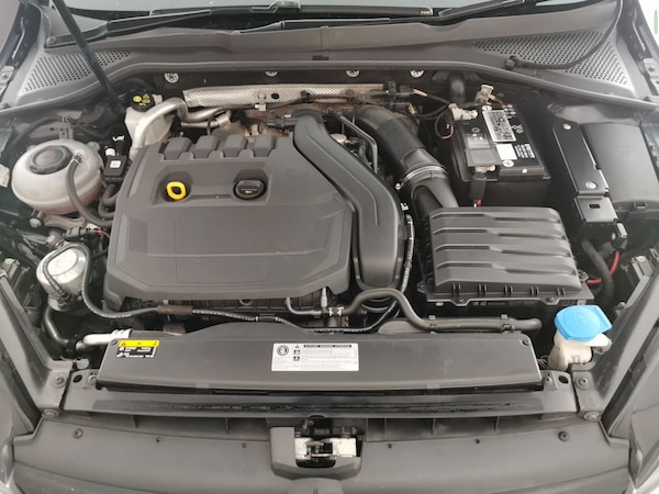 Used Volkswagen Golf 2019 for sale - 76318996: Photo 37