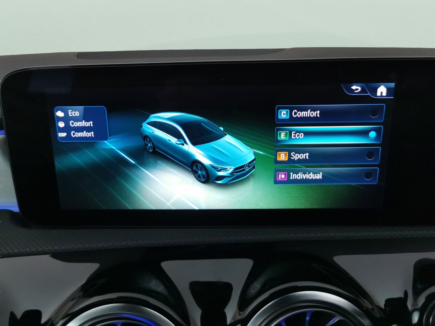 Used Mercedes-Benz CLA 2024 for sale - 77631091: Photo 17