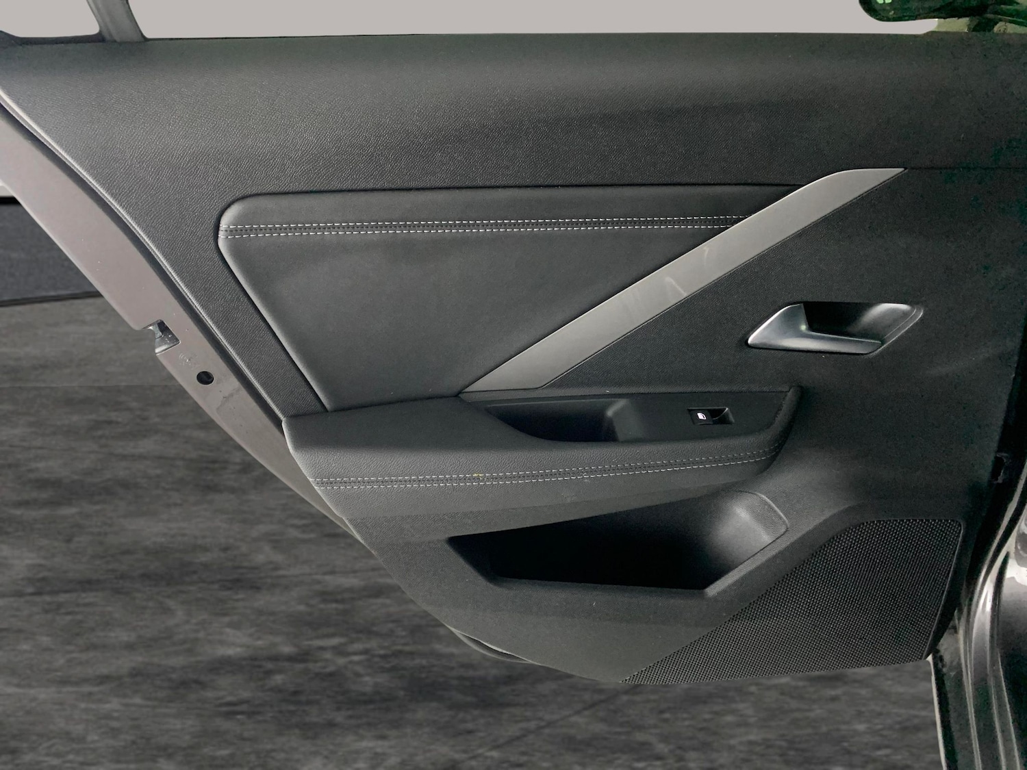 Used Vauxhall Astra 2023 for sale - 76704102: Photo 30