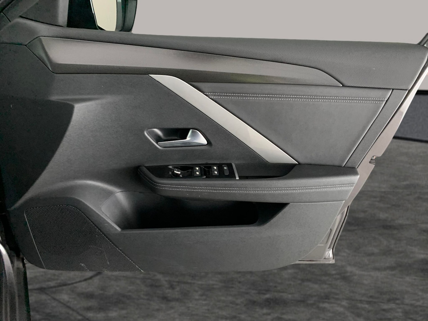 Used Vauxhall Astra 2023 for sale - 76704102: Photo 32