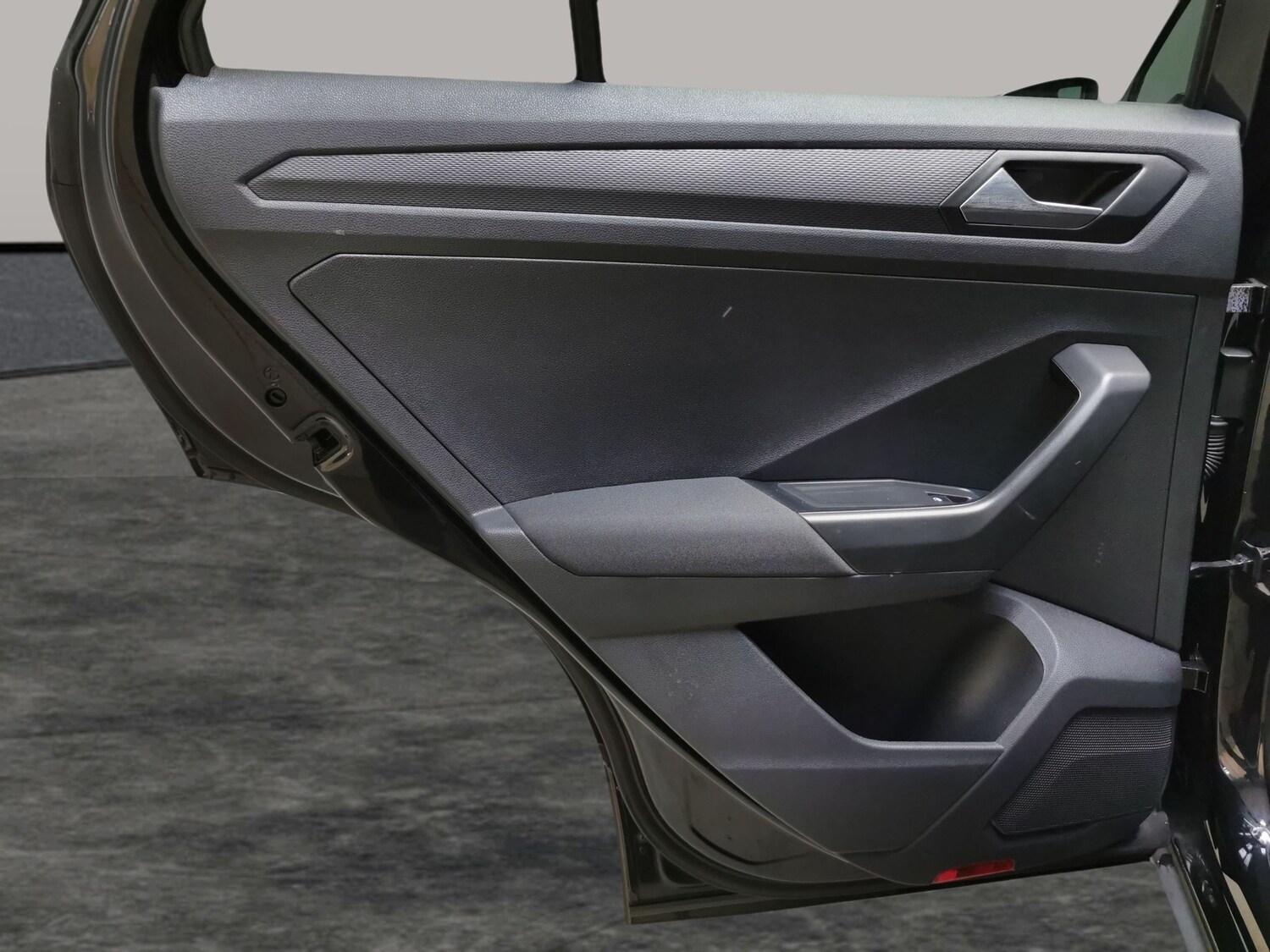 Used Volkswagen T-Roc 2022 for sale - 78025460: Photo 24