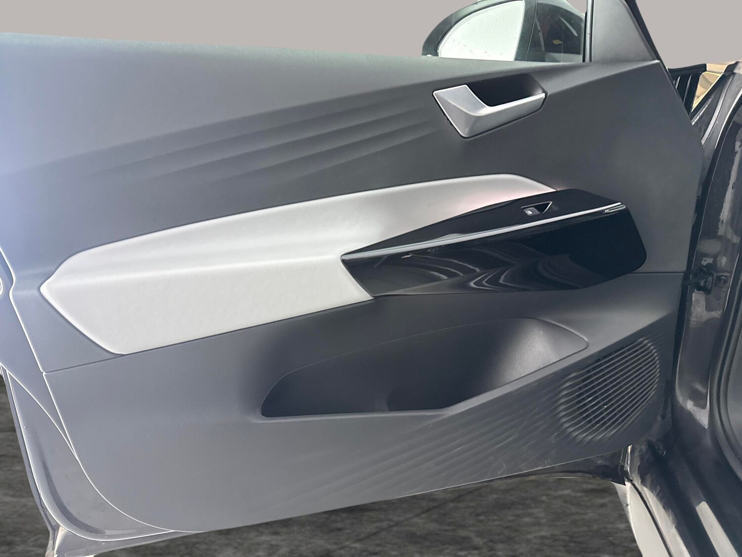 Used Volkswagen ID.3 2023 for sale - 77810668: Photo 23