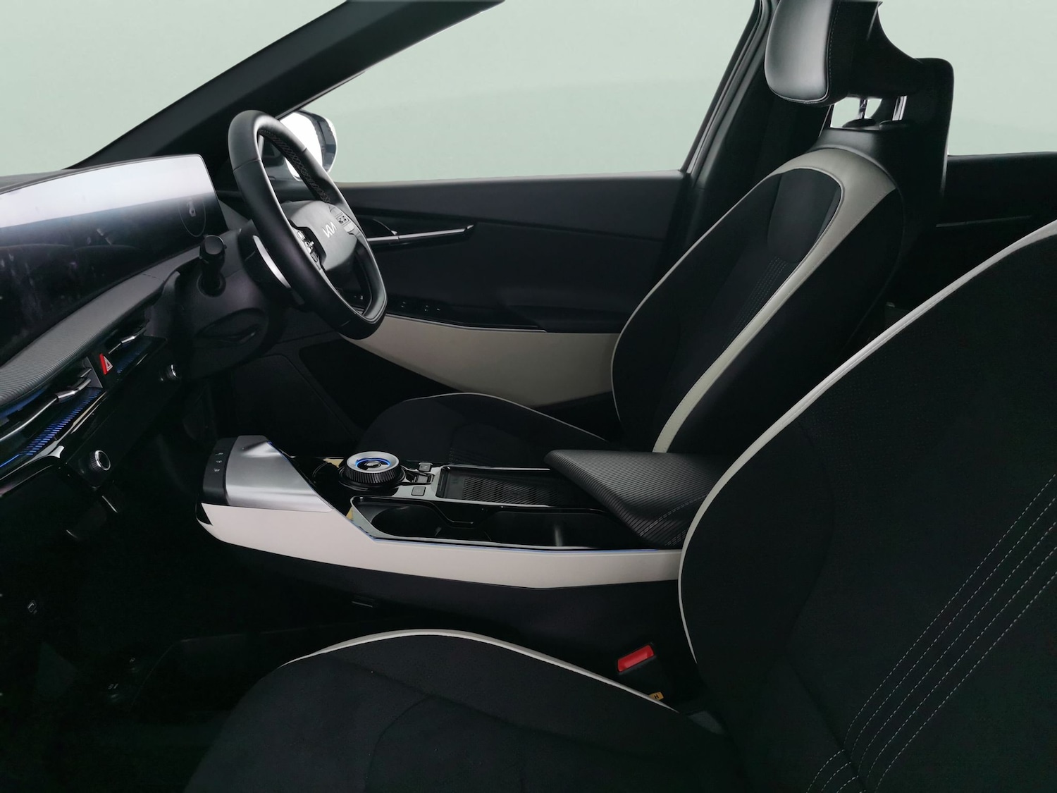 Used Kia EV6 2023 for sale - 77311210: Photo 4