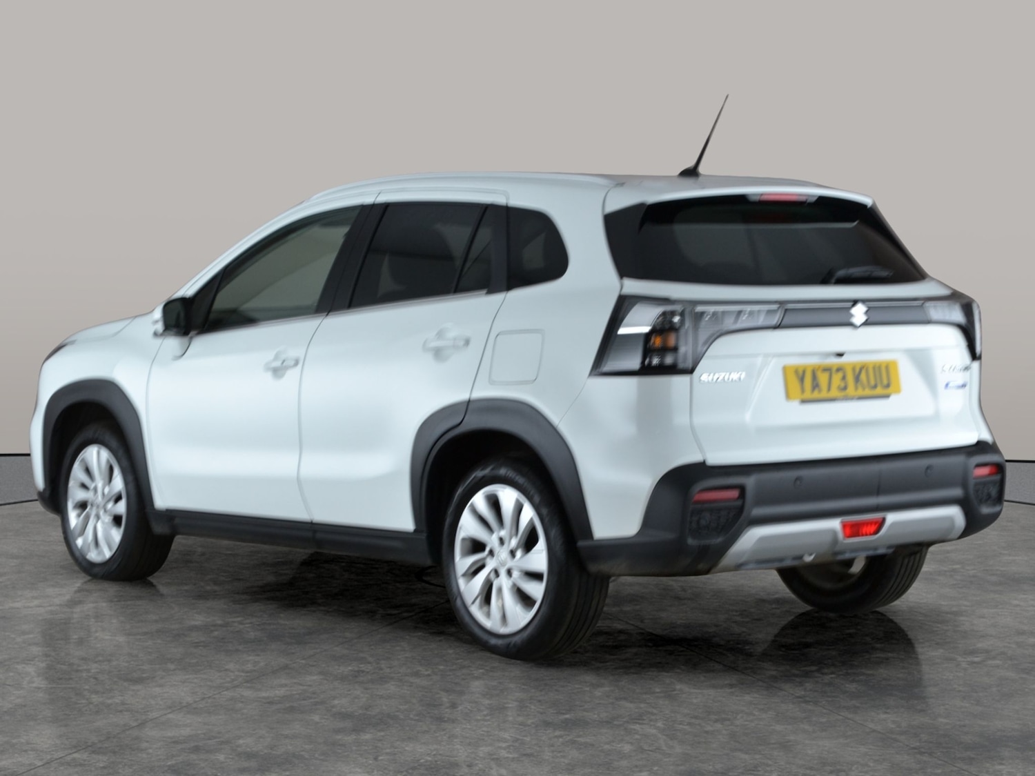 Used Suzuki SX4 S-Cross 2023 for sale - 77262131: Photo 11