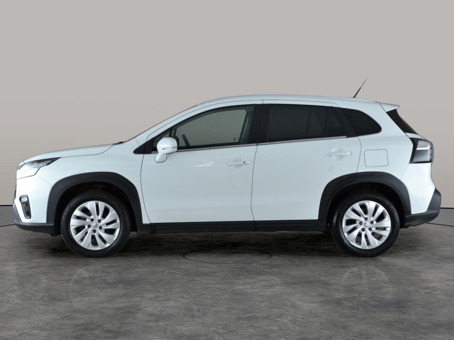 Used Suzuki SX4 S-Cross 2023 for sale - 77262131: Photo 12
