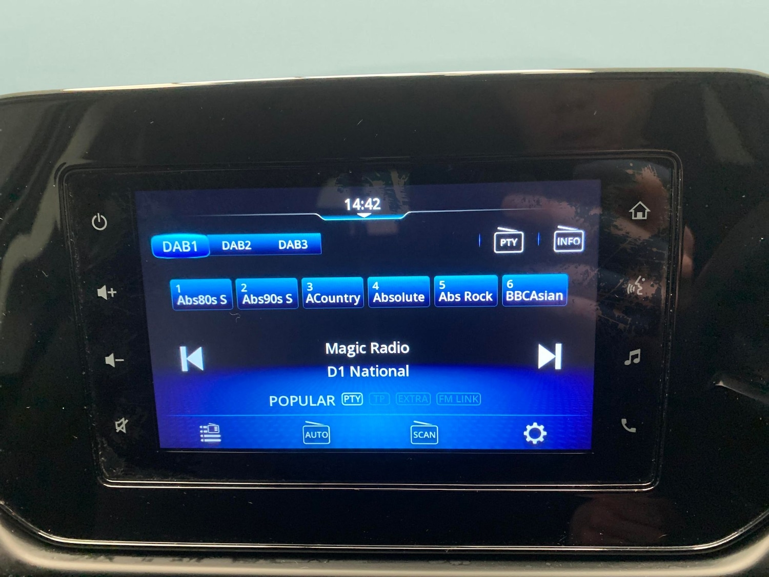 Used Suzuki SX4 S-Cross 2023 for sale - 77262131: Photo 5