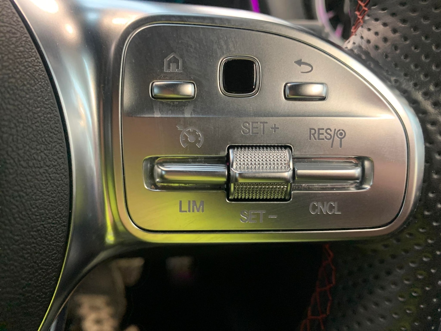 Used Mercedes-Benz EQB 2022 for sale - 76717823: Photo 24