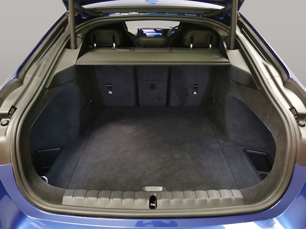 Used BMW i4 2022 for sale - 76318377: Photo 45