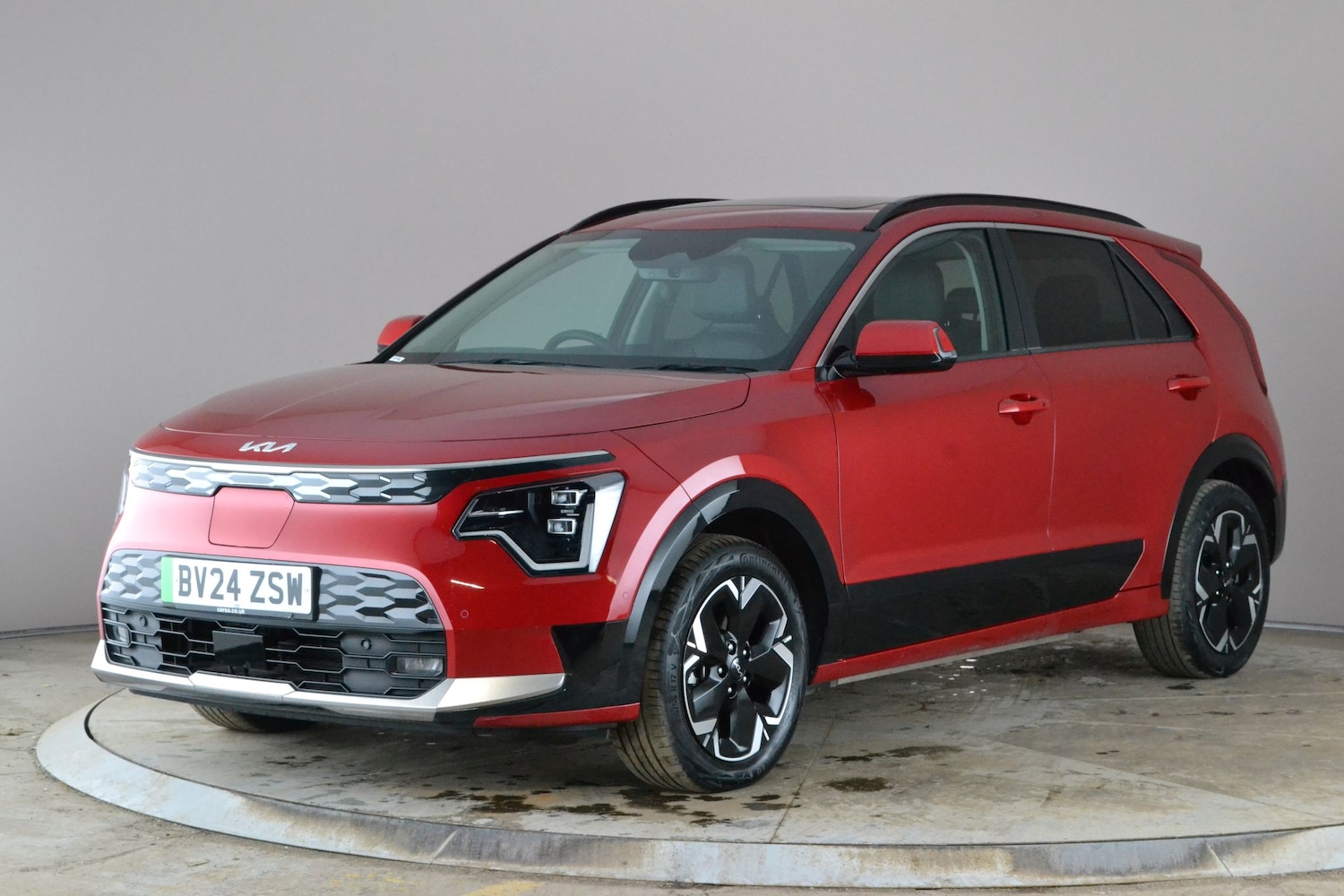 Used Kia Niro 2024 for sale - 77965724: Photo 1