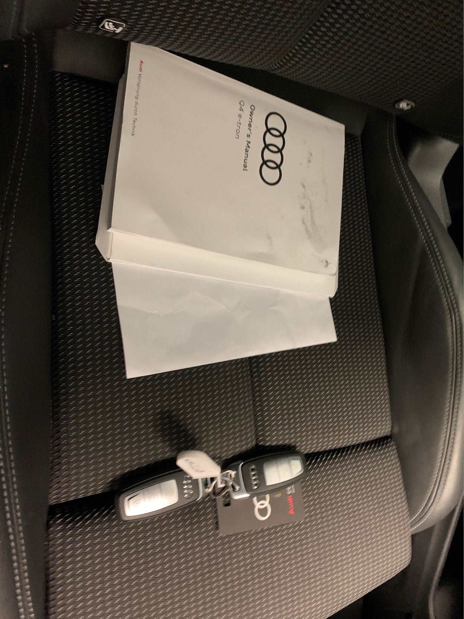 Used Audi Q4 e-tron 2023 for sale - 77529893: Photo 30