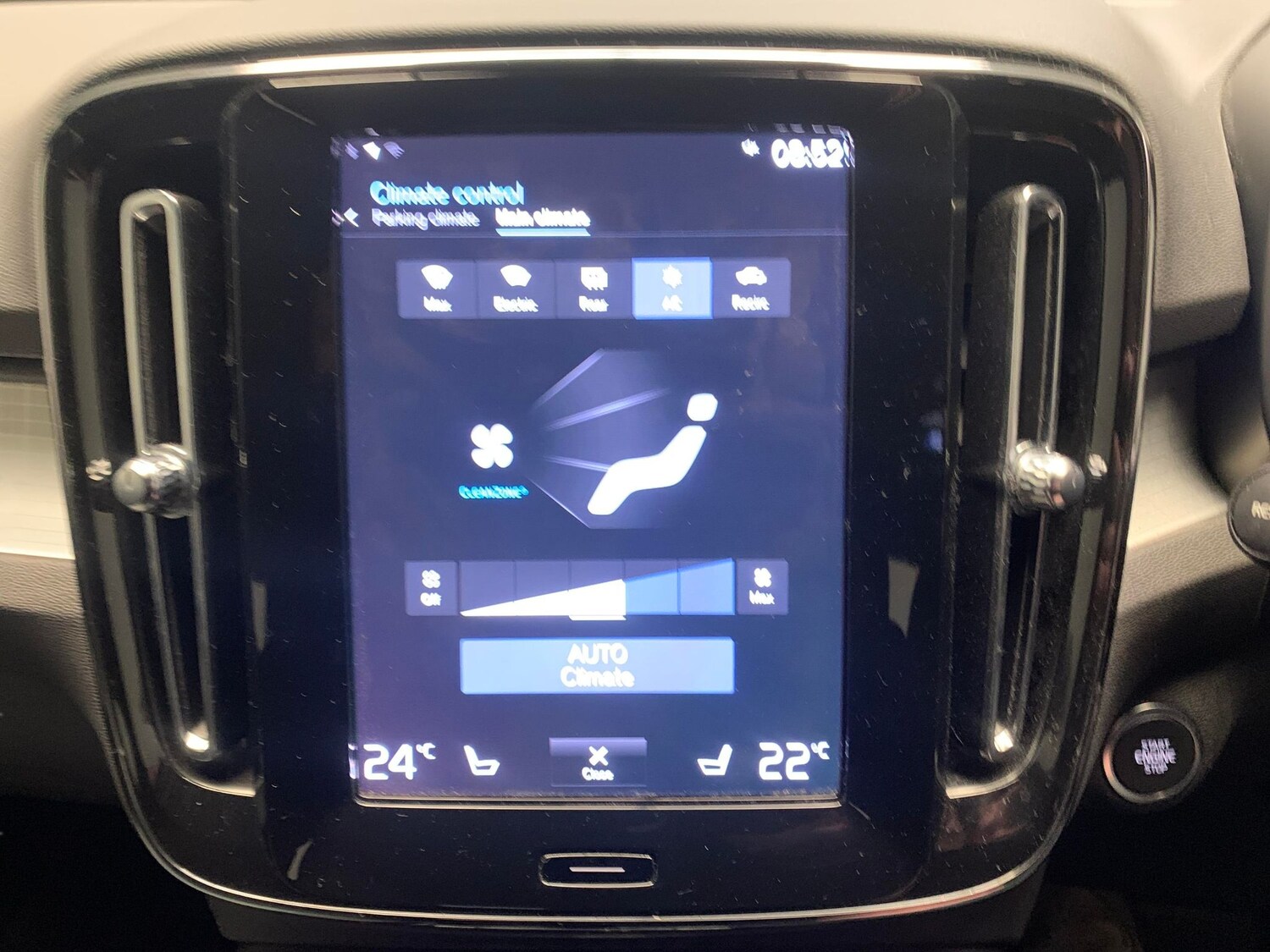 Used Volvo XC40 for sale - 77378911: Photo 16