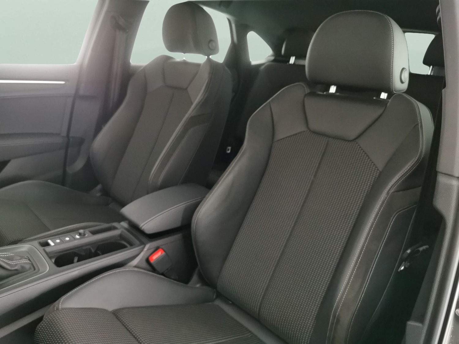 Used Audi Q3 2022 for sale - 76668610: Photo 24