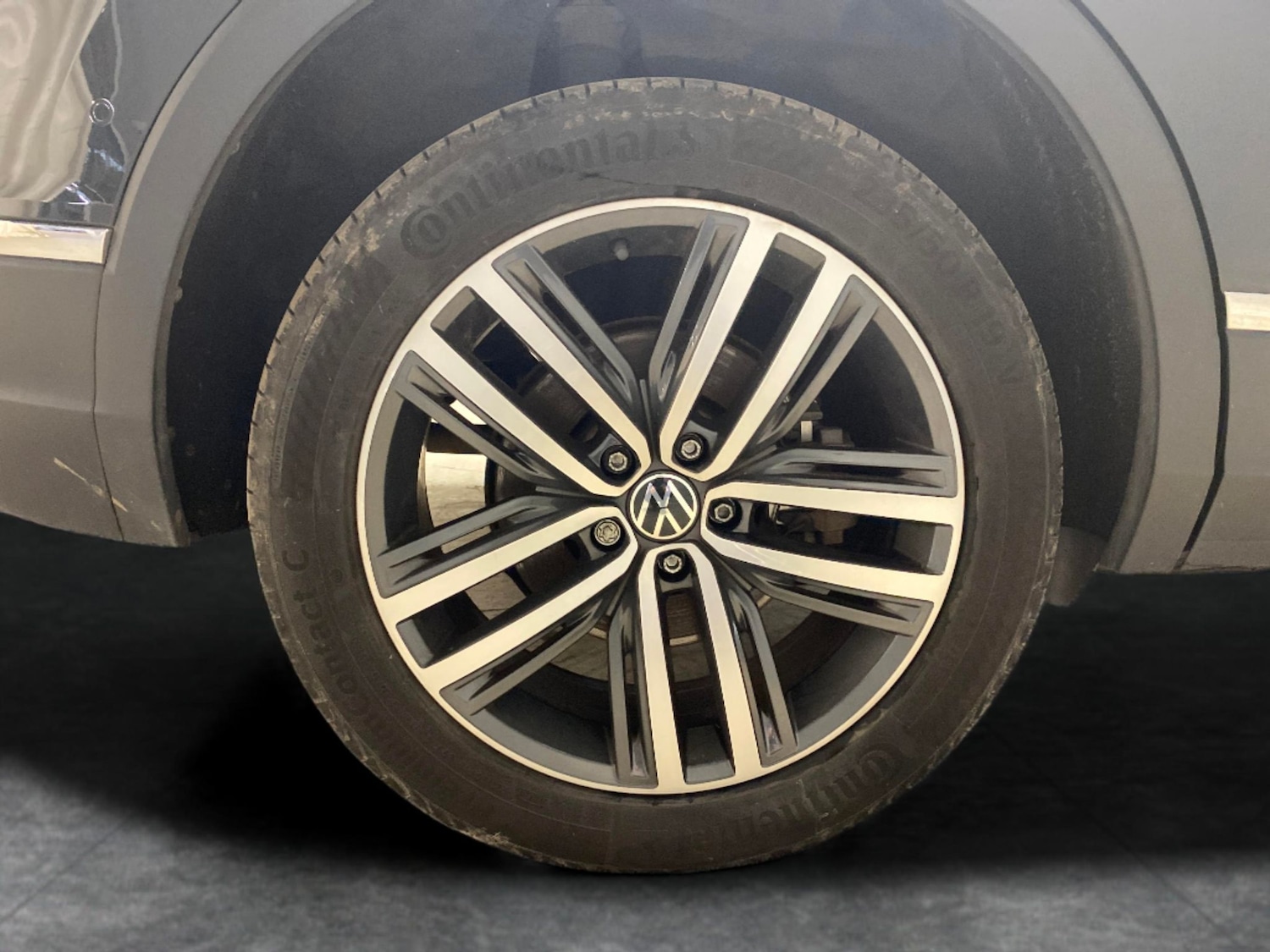 Used Volkswagen Tiguan 2023 for sale - 77951086: Photo 26