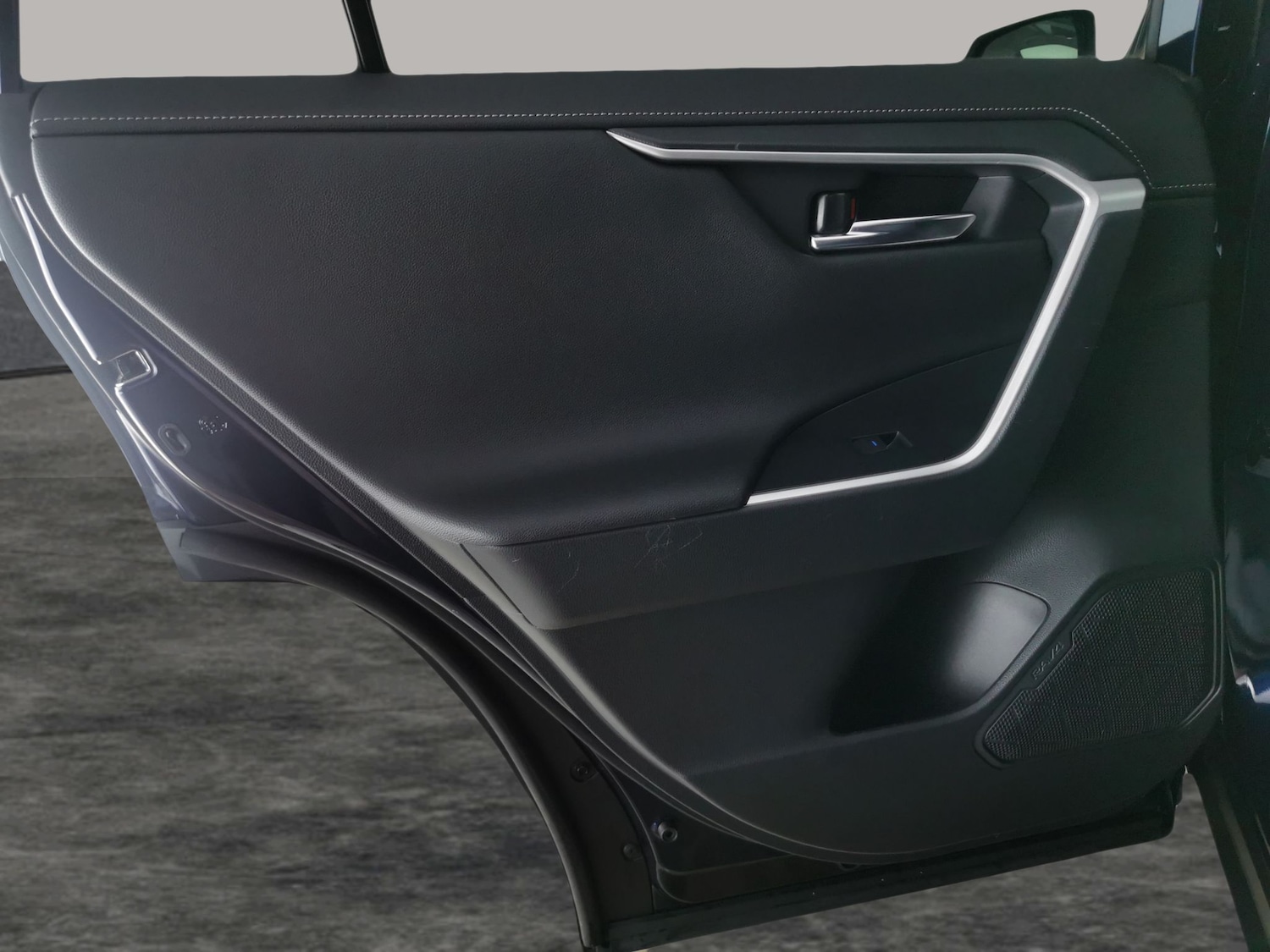 Used Toyota RAV4 2022 for sale - 77703032: Photo 28