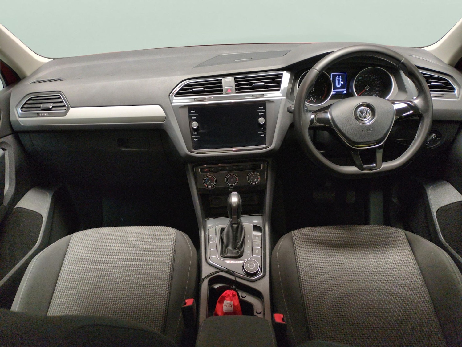 Used Volkswagen Tiguan 2017 for sale - 77240578: Photo 6