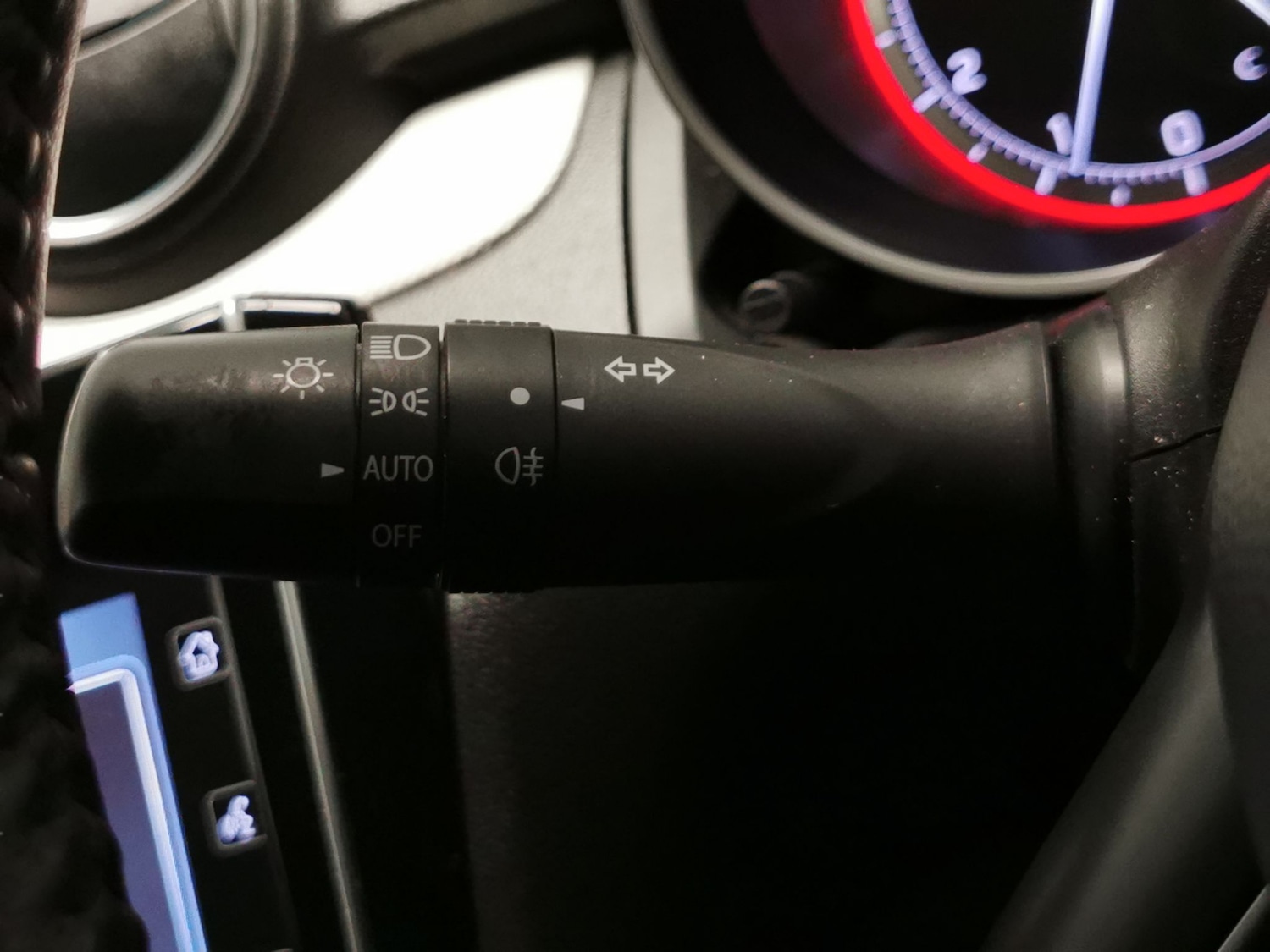 Used Suzuki Swift 2023 for sale - 76788754: Photo 21