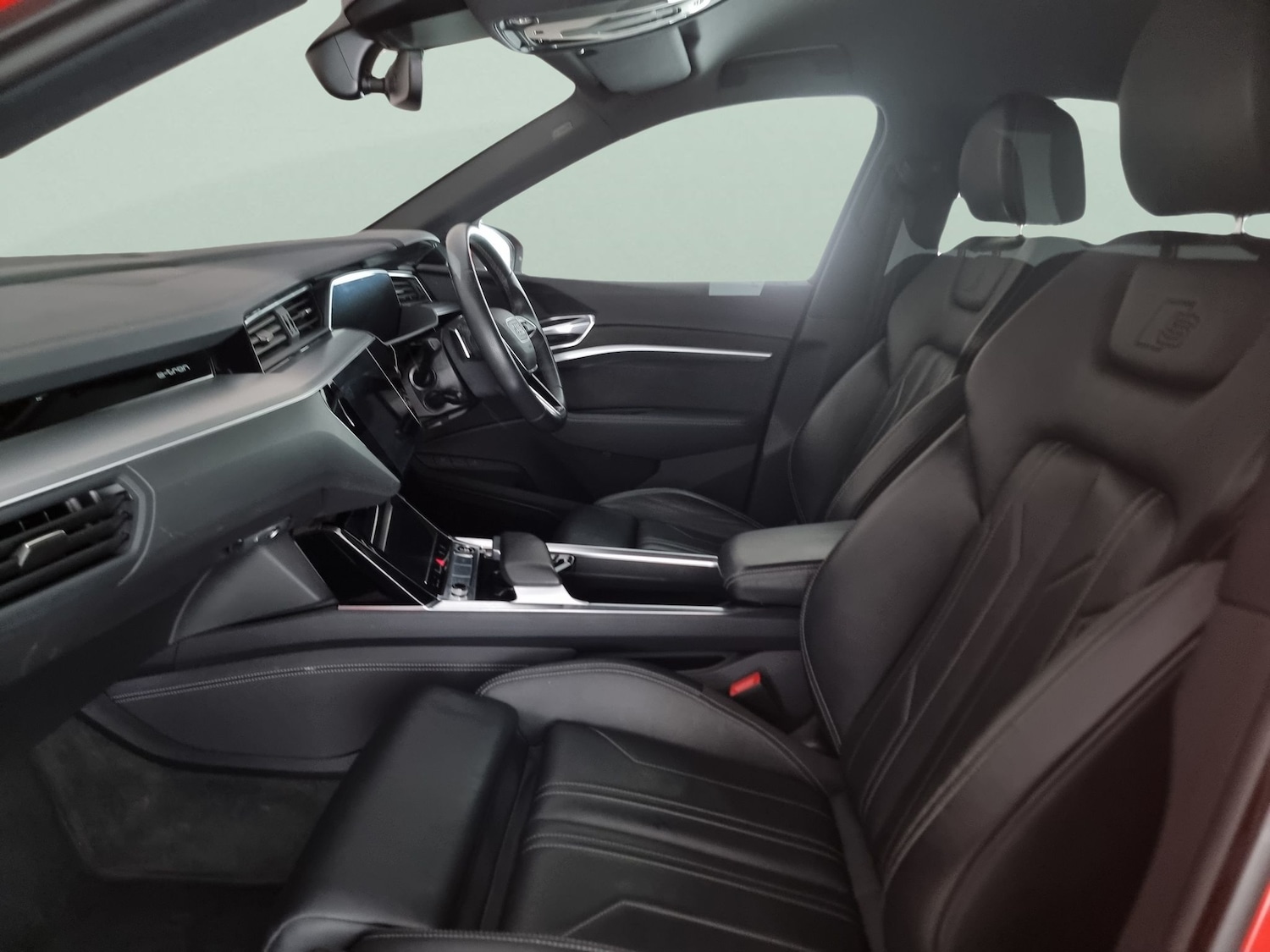 Used Audi e-tron 2022 for sale - 76696841: Photo 4