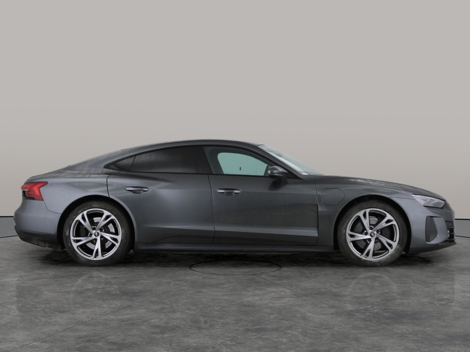 Used Audi e-tron GT 2022 for sale - 77878073: Photo 10