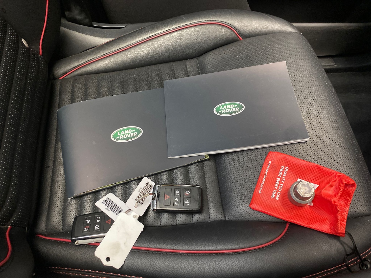 Used Land Rover Discovery Sport 2021 for sale - 78082096: Photo 34