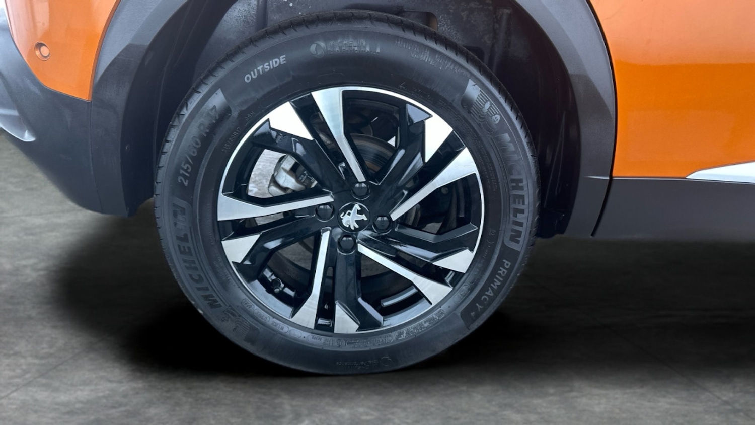 Used Peugeot 2008 2021 for sale - 76946621: Photo 11